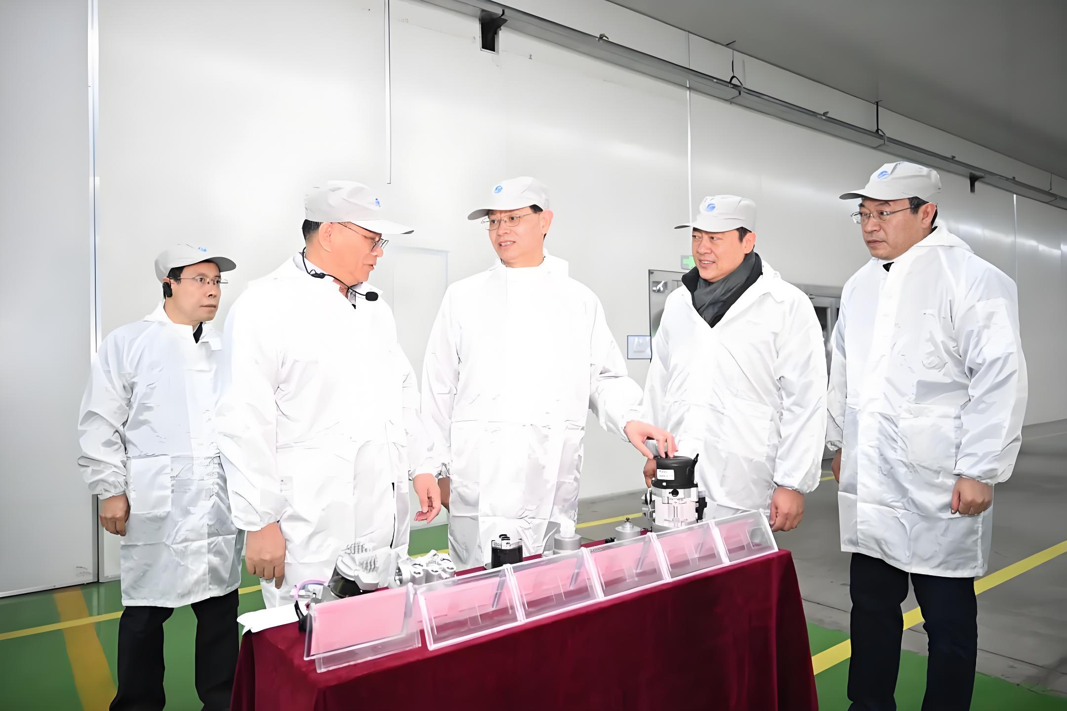 视频丨辽宁省委书记许昆林调研尊龙凯时股份